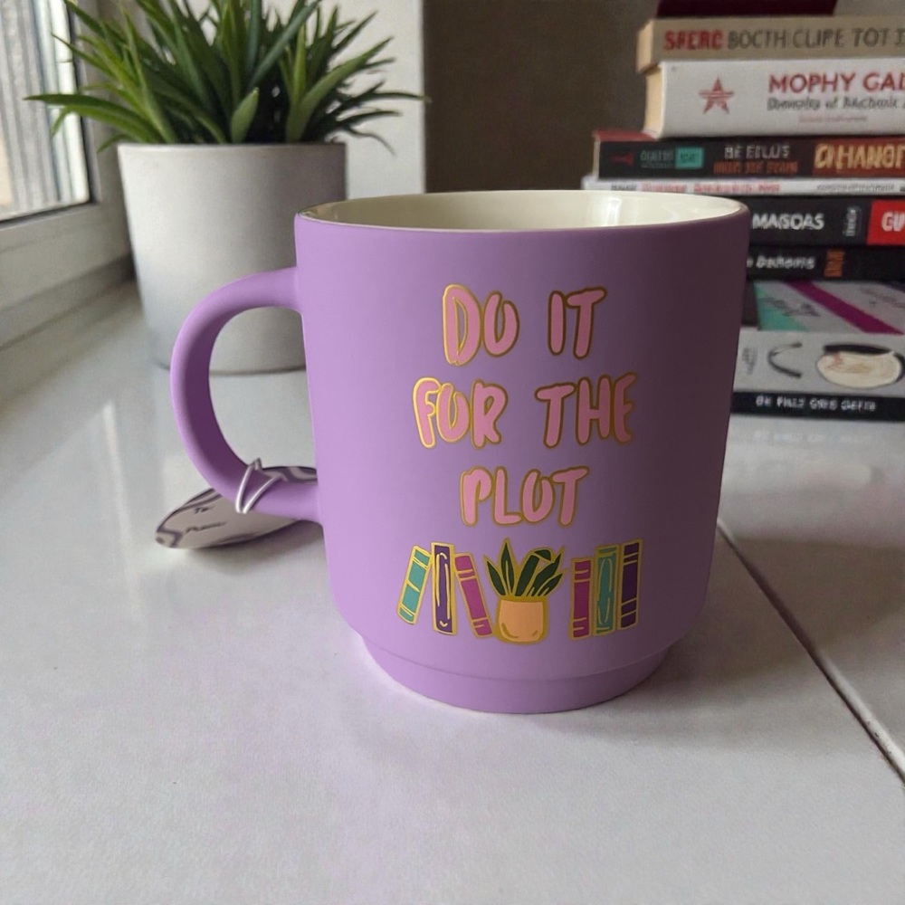 Purple Book Mug - “Do it for the plot” - Picture 2 of 2